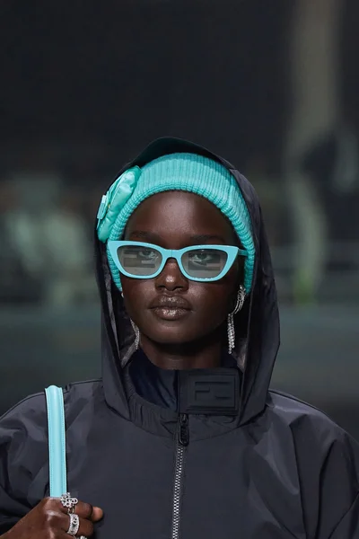 Look 91